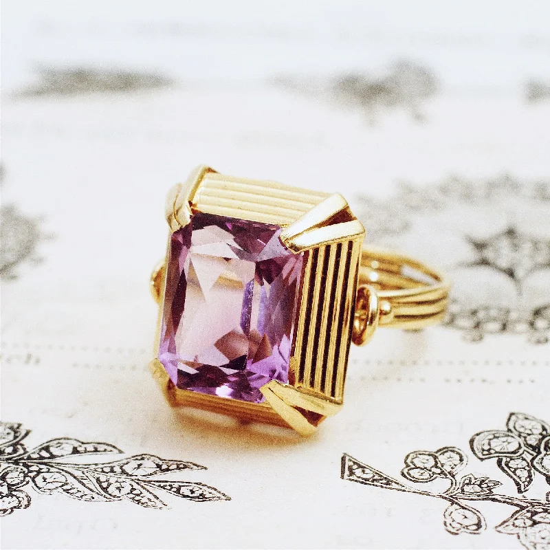 Vintage - Inspired Filigree - Design Women's Rings in Sterling SilverAn Extravagant Vintage 1960's Amethyst Cocktail Ring