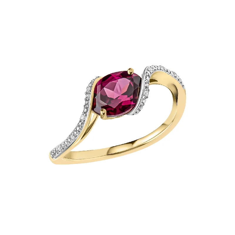 Stackable Fashion Rings in Rose - Gold Tone with Delicate Floral Engravings9ct Gold Rhodium Plated Garnet Ring GR638M