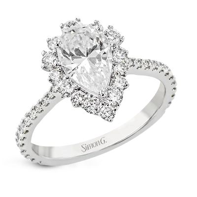 Three - Stone Women's Diamond Rings Symbolizing Past, Present, and Future with Emerald - Cut DiamondsEngagement Ring in 18k Gold with Diamonds