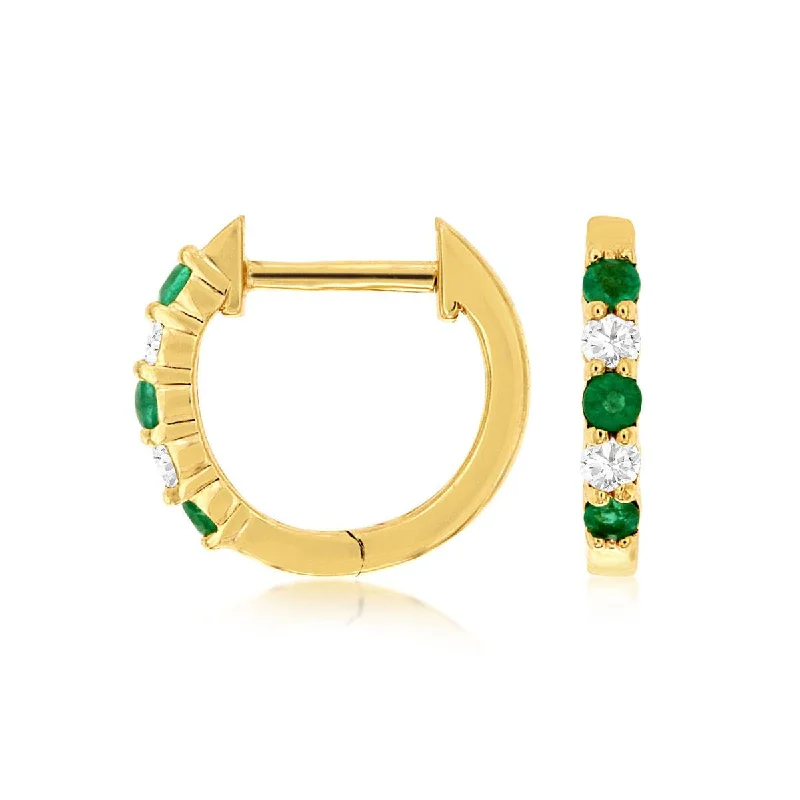 Cushion - cut diamond engagement ring with a halo of moissanite in a silver - plated bandNatural Green Emerald and Diamond Huggie Hoop Earrings in Yellow Gold