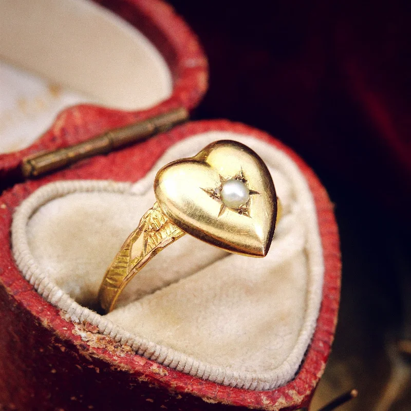 Floral - Patterned Women's Rings in 18K Yellow Gold for a Feminine LookDate 1921 Be My Loveheart Ring