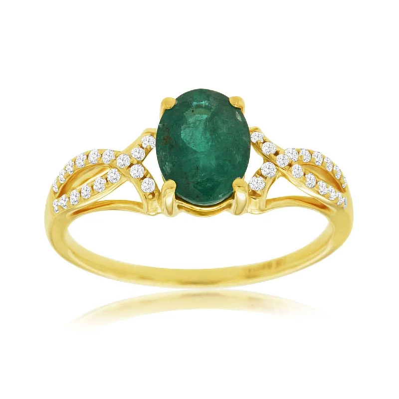 Cushion - cut diamond engagement ring with a halo of moissanite in a silver - plated bandVintage Inspired Green Oval Emerald Crossover Diamond Band Ring in Yellow Gold