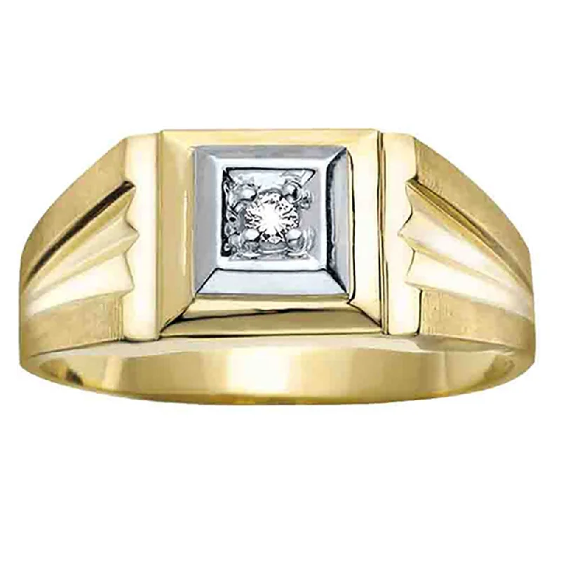 Pear - Shaped Women's Diamond Rings in Yellow Gold with a Single - Diamond Pendant LookMen's Diamond Solitaire Ring