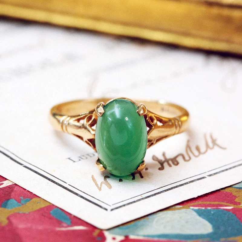 Art Deco - Inspired Women's Rings with Geometric Shapes in 14K GoldVintage Date 1978 Green Agate Dress Ring