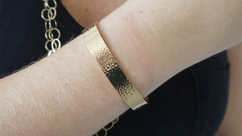 Women's Sterling Silver Cuff Bracelets with Engraved Floral Patterns for a Romantic LookGold Wide Hammered Cuff