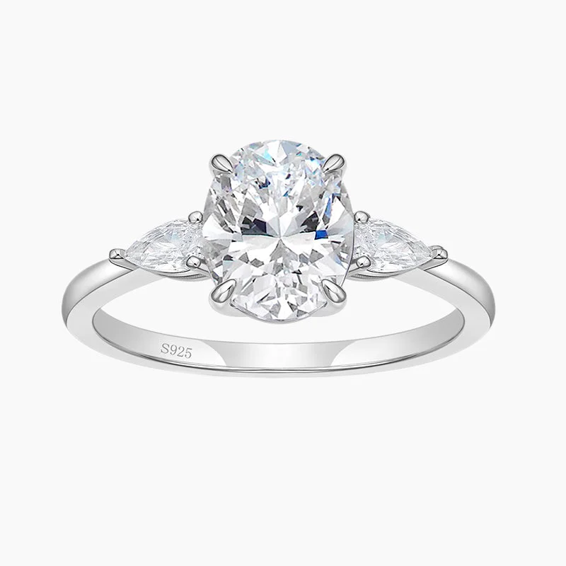 Engagement Rings with Sapphire and Diamond Combinations in a Vintage Style3CT Oval Cubic Zirconia Engagement Ring