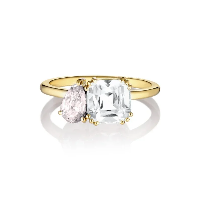 Moissanite - Set Wedding Bands in Yellow Gold for a Sparkling and Ethical Alternative to DiamondsApata Sudu 18K Gold Ring w. Tourmaline & Sapphire