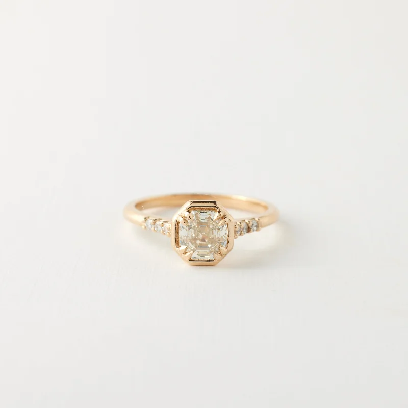 Pear - Shaped Engagement Rings in Yellow Gold with a Diamond - Encrusted BandCarolyn Ring - 1.02 Octogon Step Cut Diamond