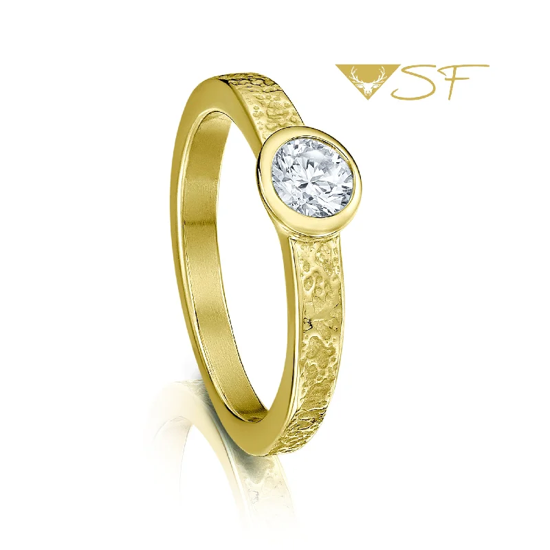 Engagement Rings with Sapphire and Diamond Combinations in a Vintage StyleMatrix 0.40ct Diamond Ring in 18ct Yellow Scottish Gold