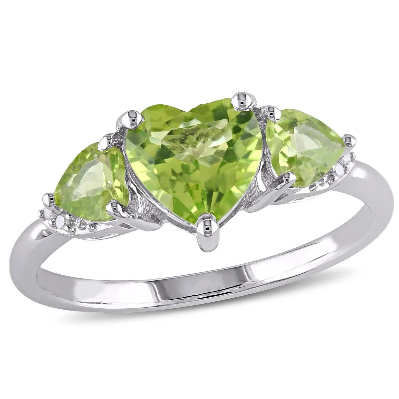 Aquamarine Gemstone Rings in 9K Gold with a Bezel Setting for a Modern and Secure FitMiadora 1 7/8 CT TGW Peridot Diamond Accent Triple Heart Ring in Sterling Silver